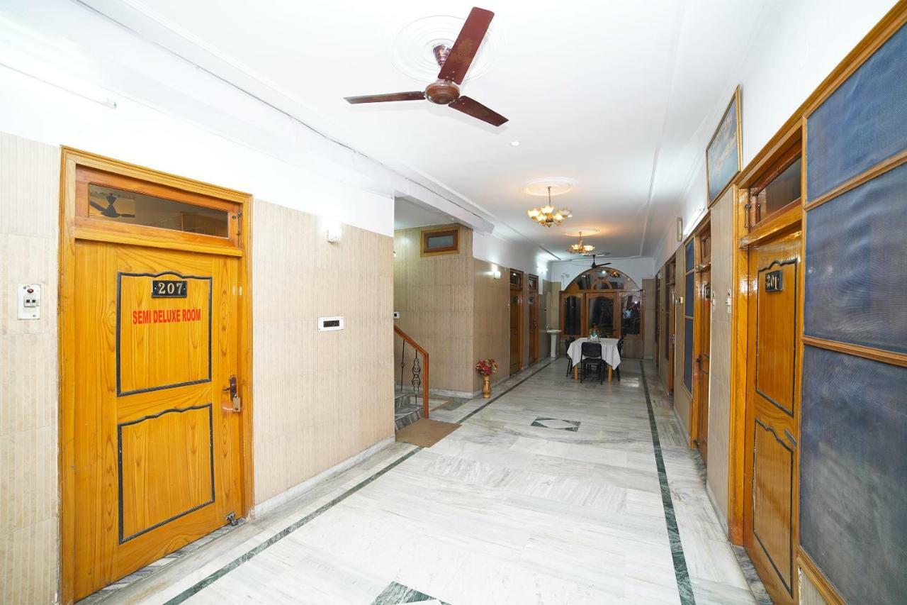 Pantnagar Oyo 39543 Hotel Kk מראה חיצוני תמונה