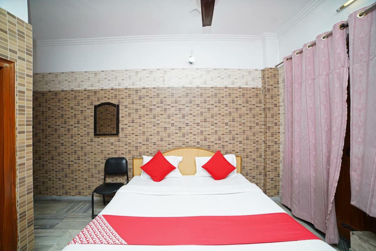 Pantnagar Oyo 39543 Hotel Kk מראה חיצוני תמונה