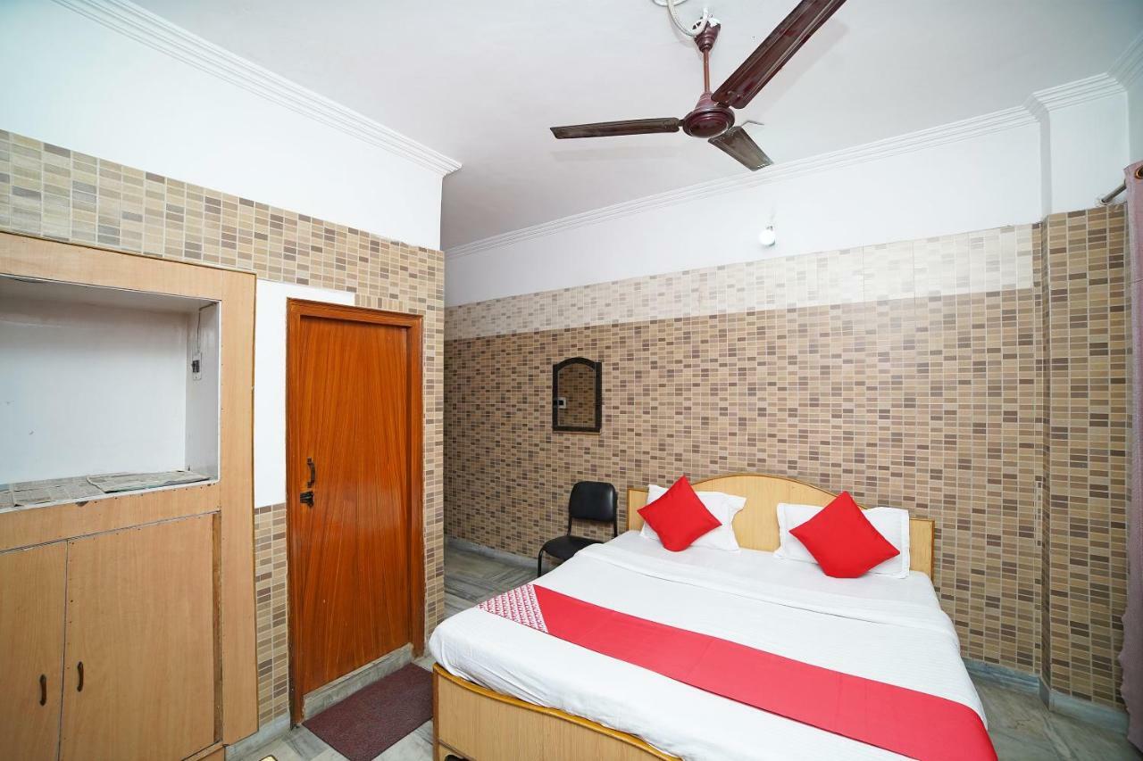 Pantnagar Oyo 39543 Hotel Kk מראה חיצוני תמונה