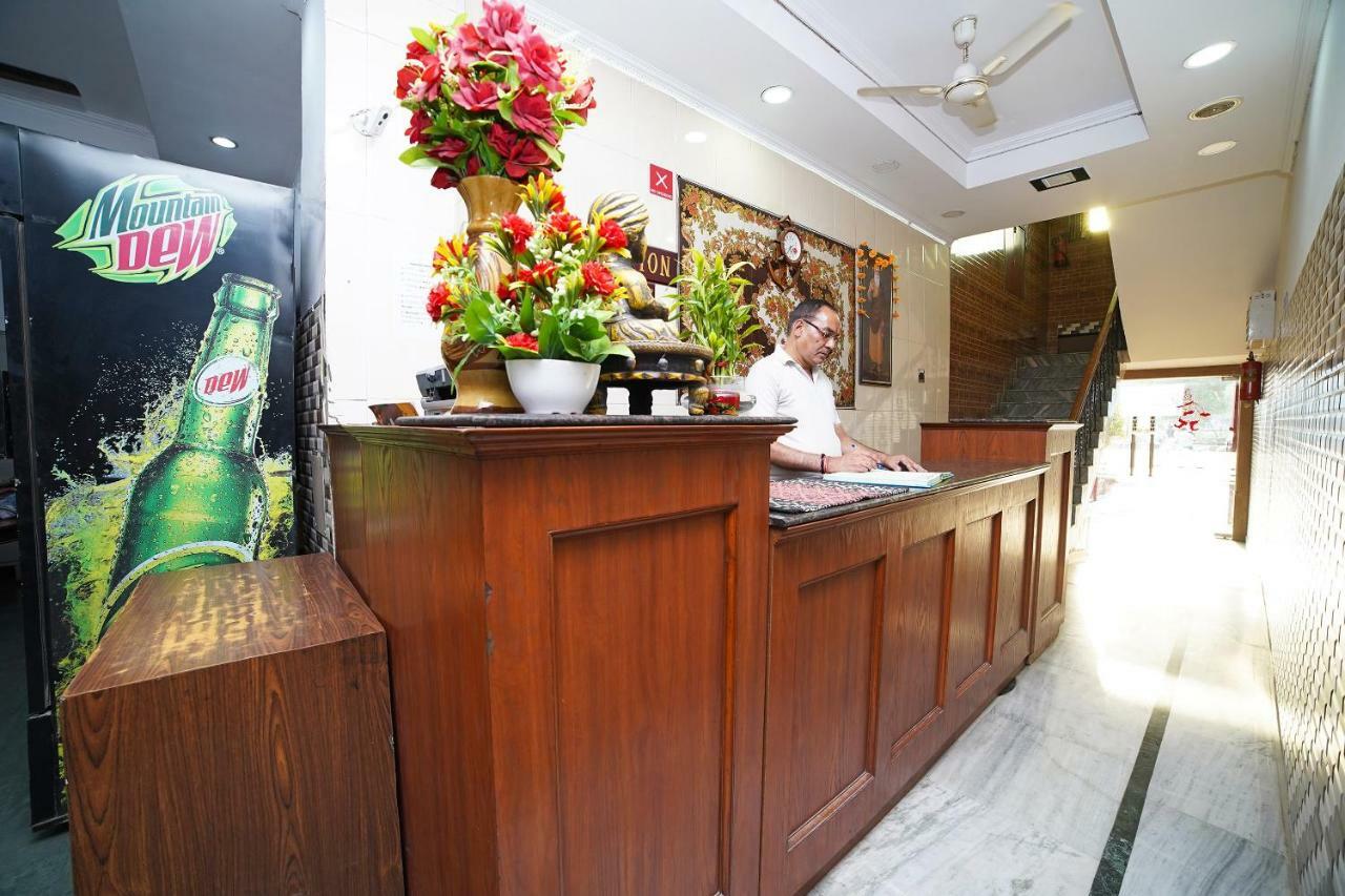 Pantnagar Oyo 39543 Hotel Kk מראה חיצוני תמונה