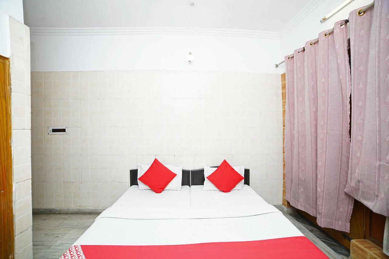 Pantnagar Oyo 39543 Hotel Kk מראה חיצוני תמונה
