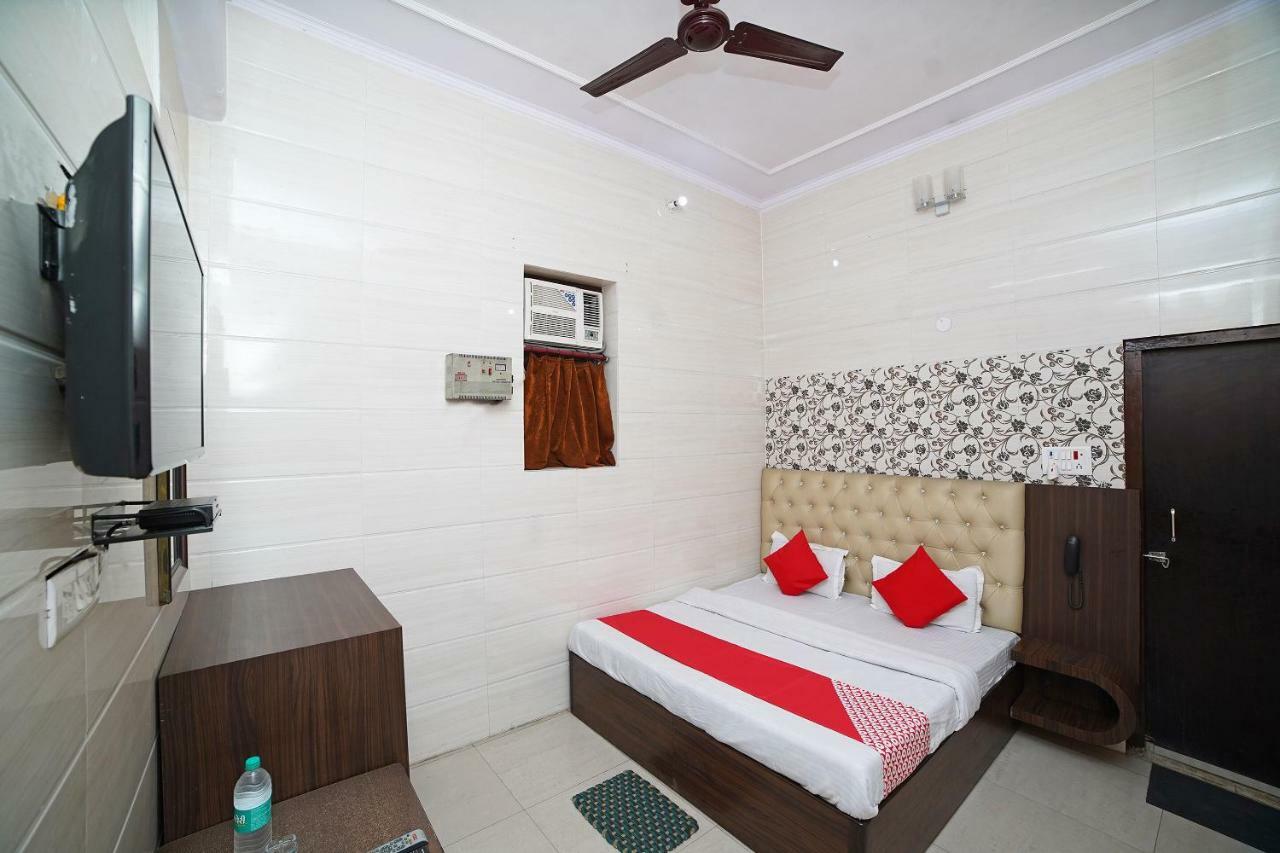 Pantnagar Oyo 39543 Hotel Kk מראה חיצוני תמונה